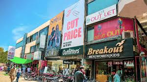 Murre Road and Saddar