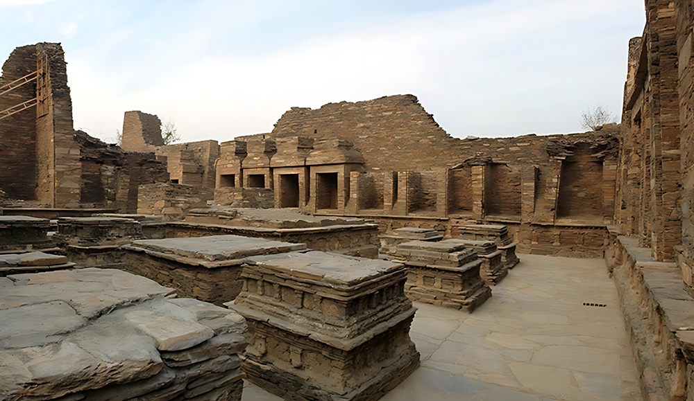 Day plan: Takht-e-Bahi from Rawalpindi/Islamabad
