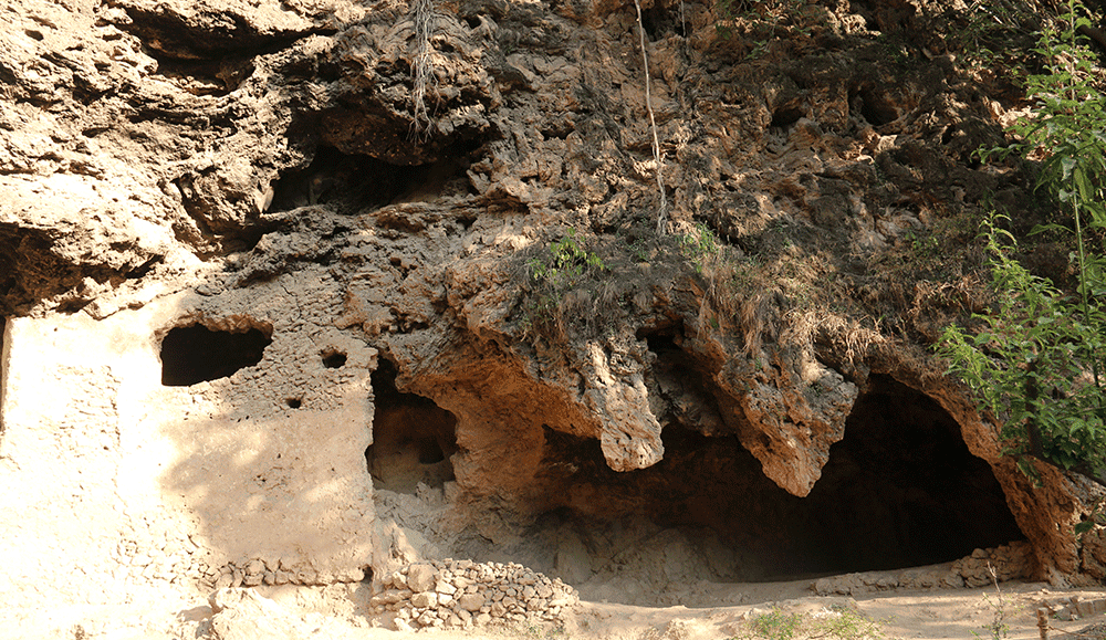 Shah Allah Ditta Caves