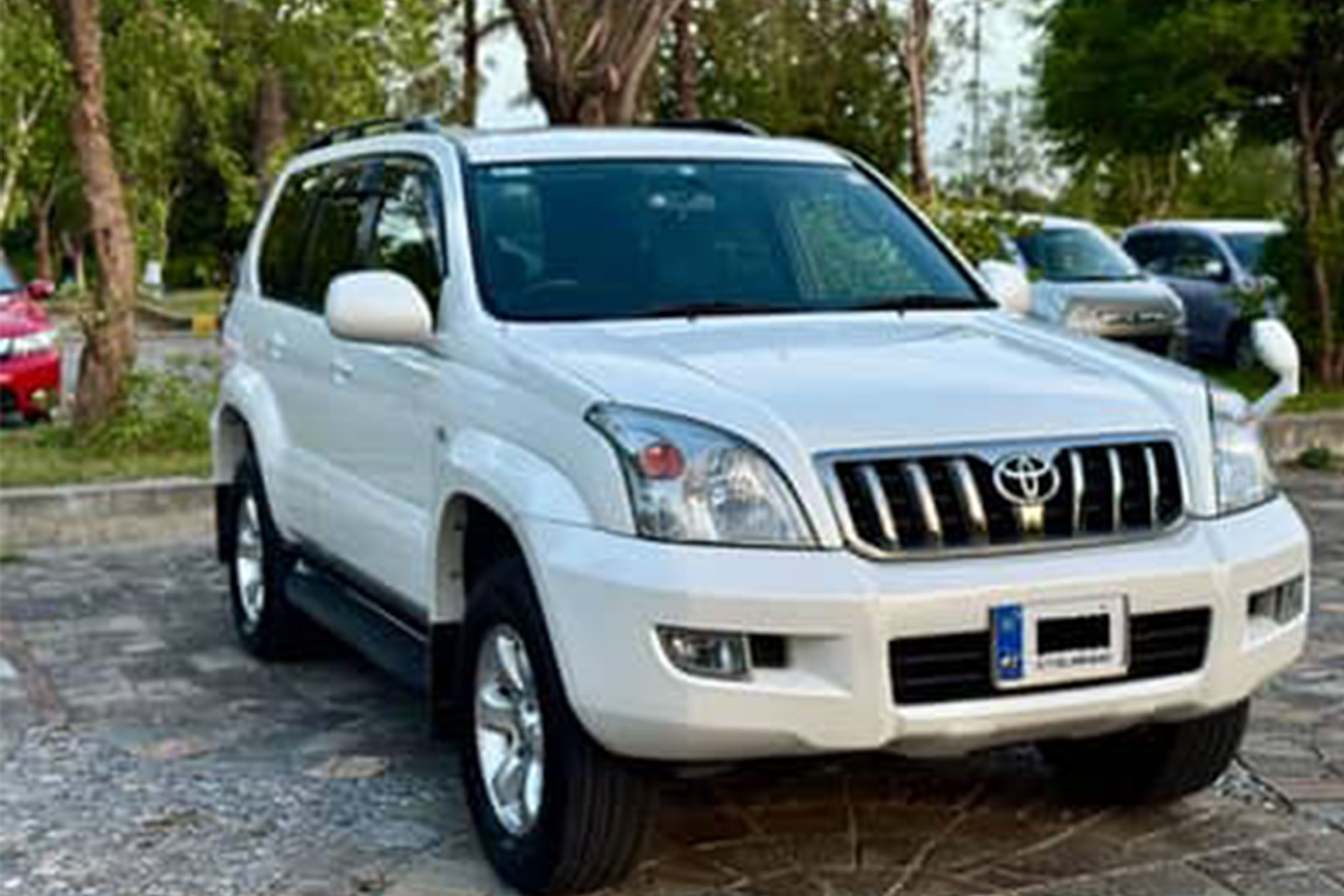 Toyota Parado TZ